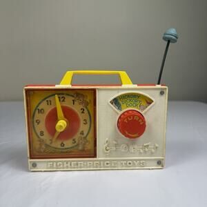Vintage Fisher Price 1964 Music Box Clock Radio Wind Up Hickory Dickory Dock 107